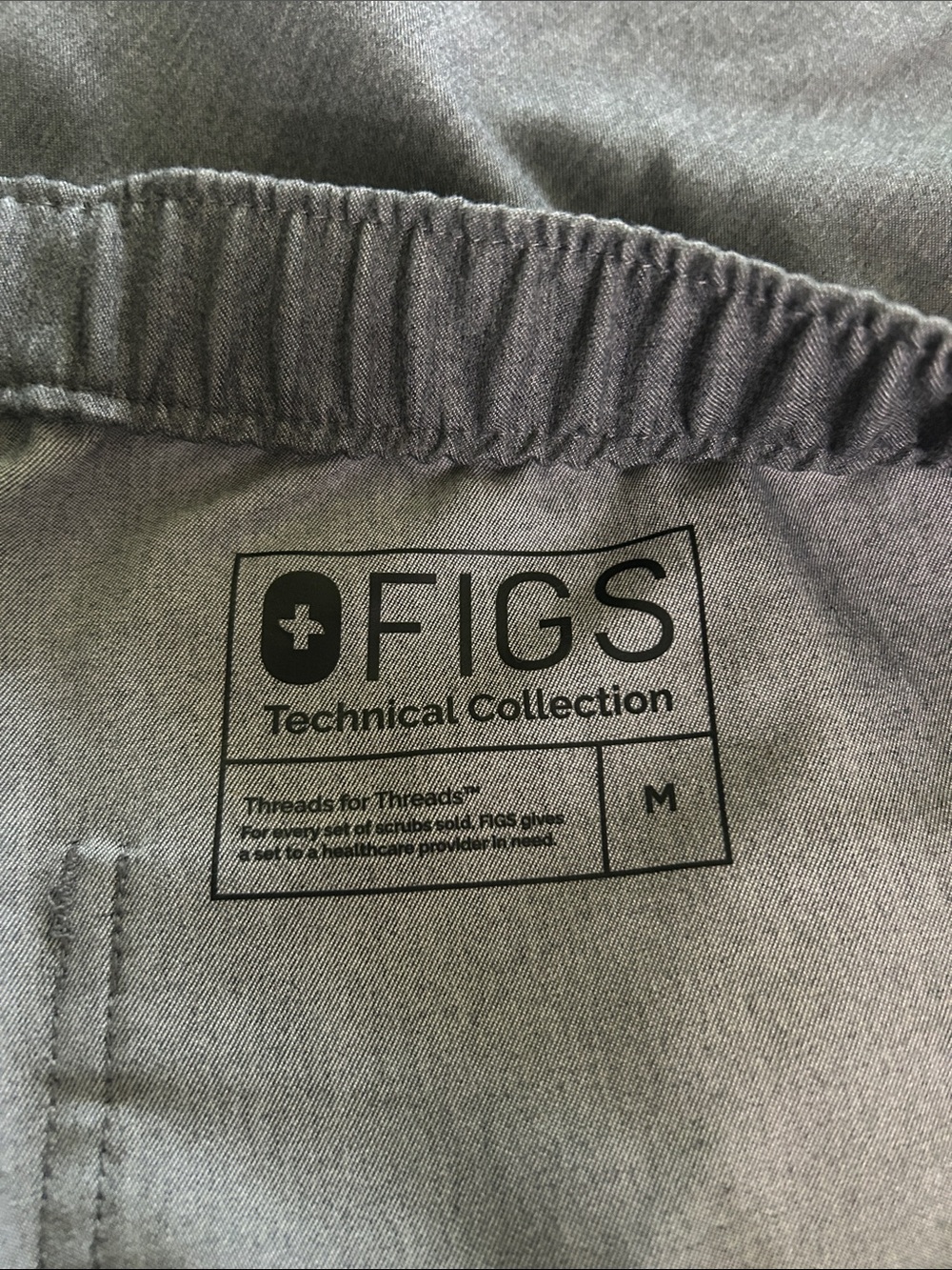 Figs Men's Gray Scrub Pants - Picture 4 of 6